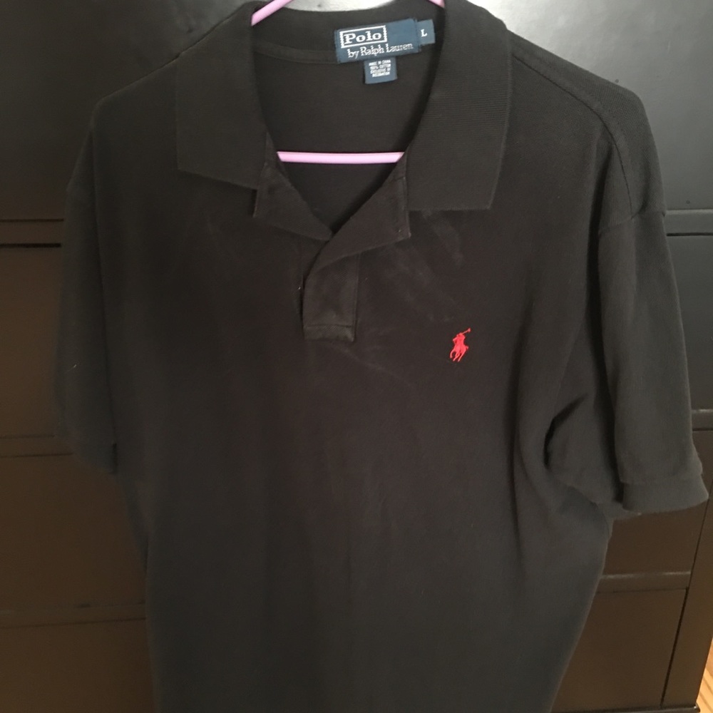 Men’s black polo